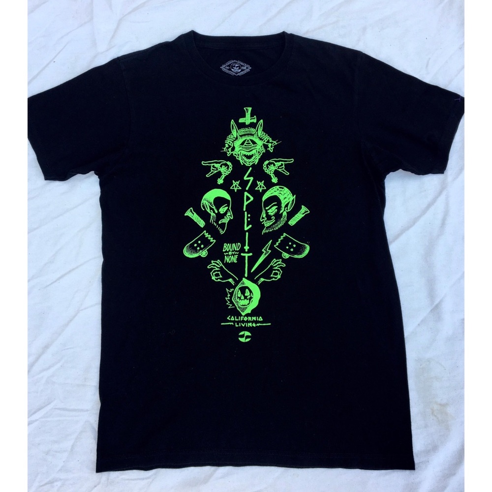 Split Black Graphic T Shirt Skater California M - Picture 2 of 3